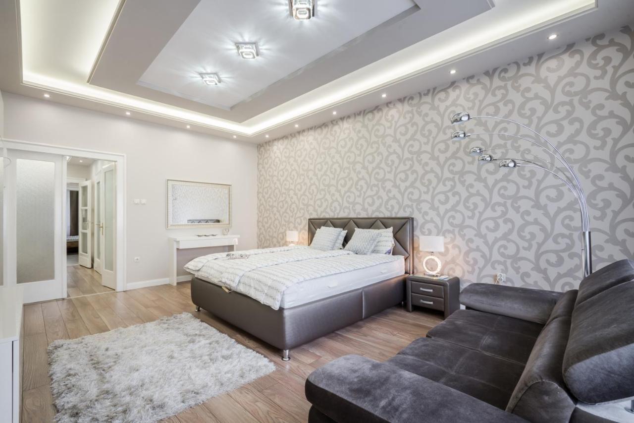 Bpr Ethereal Panoramic Suite With A/C & Balcony Budapest Exterior photo