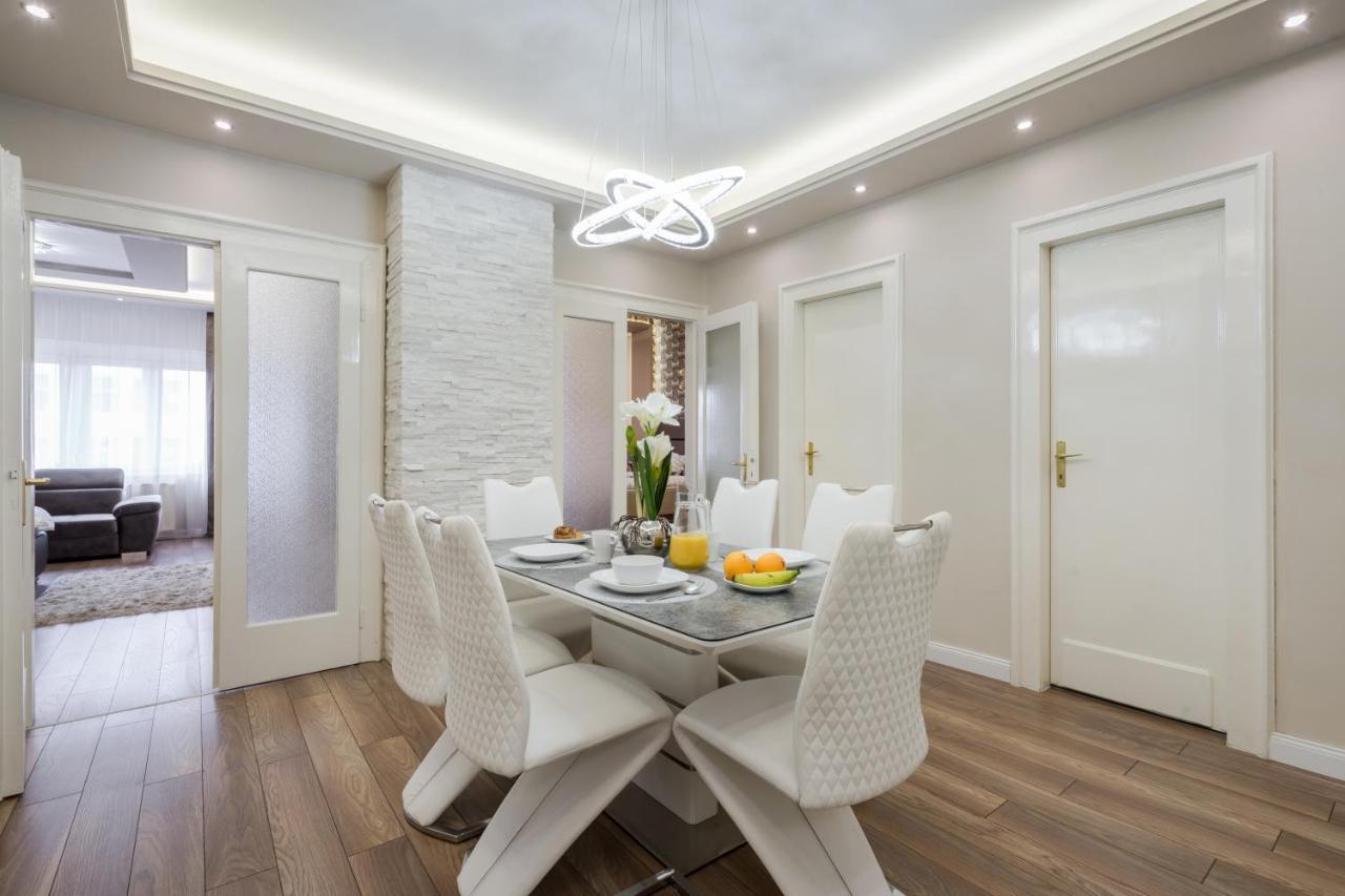 Bpr Ethereal Panoramic Suite With A/C & Balcony Budapest Exterior photo